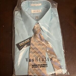 Van Heusen Men's Sky Blue Dress Shirt with Tie